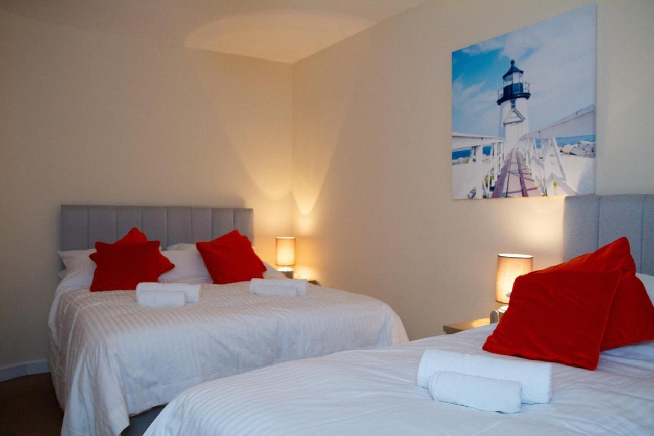 Carvetii - Fox House - 1St Floor Flat Sleeps Up To 8 Apartment Dunfermline Exterior photo